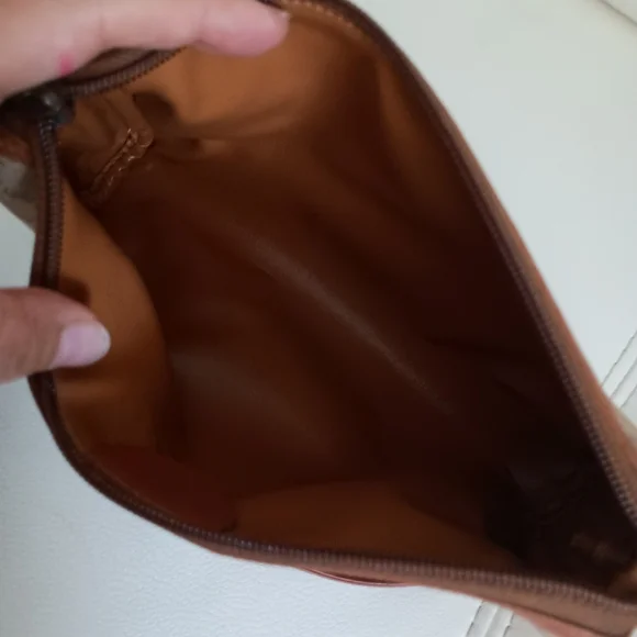 Authentic GUCCI Canvas Leather Micro GG Supreme Crossbody Bag - Picture 12 of 17